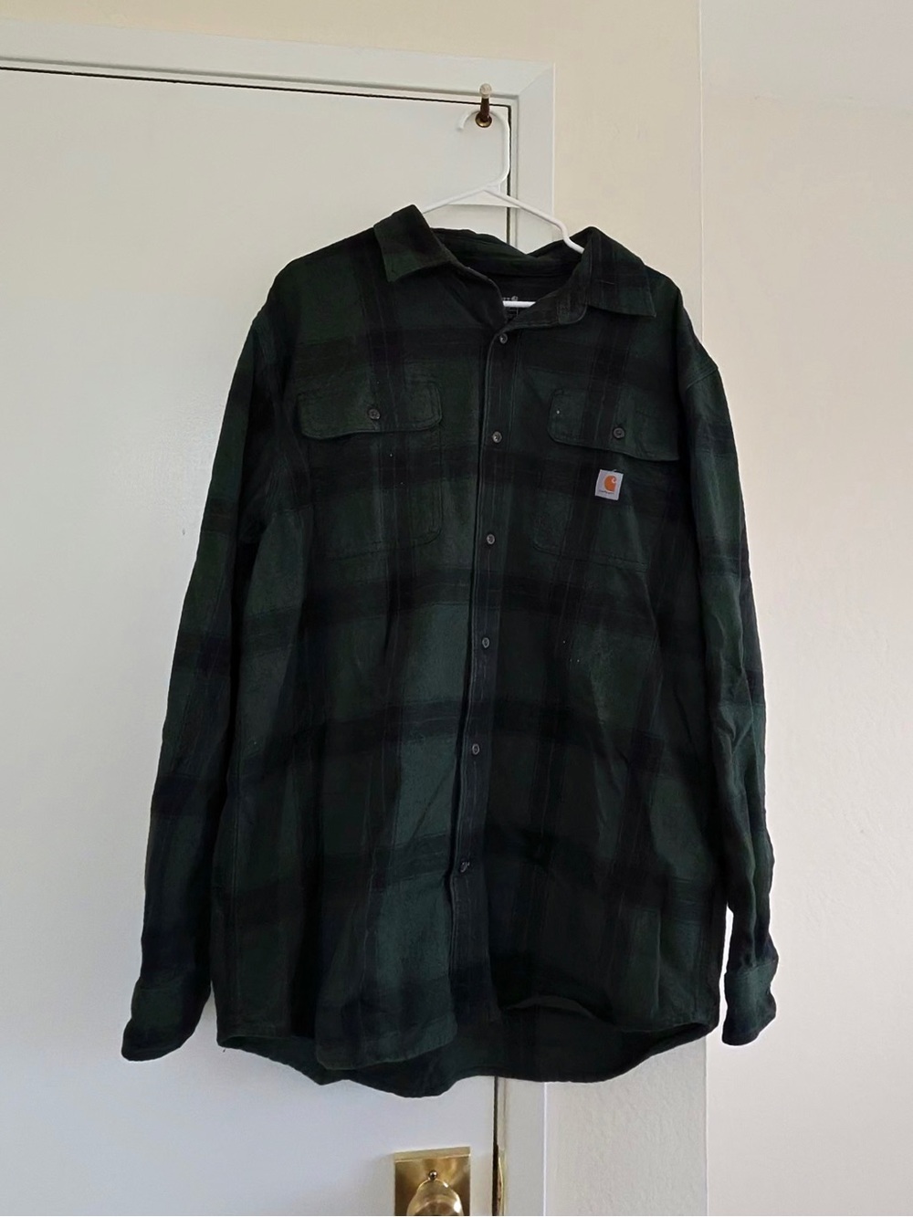 Carhartt Men's Forest Green & Black Plaid Button-Up Shirt